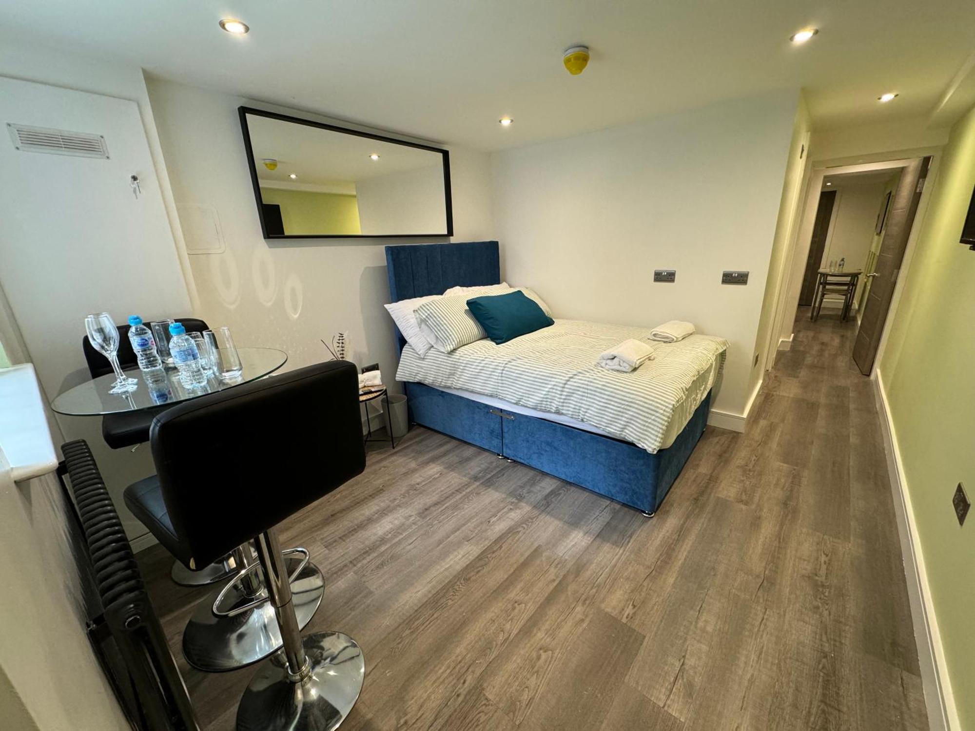 Southgate Luxury Apartments Elland Экстерьер фото