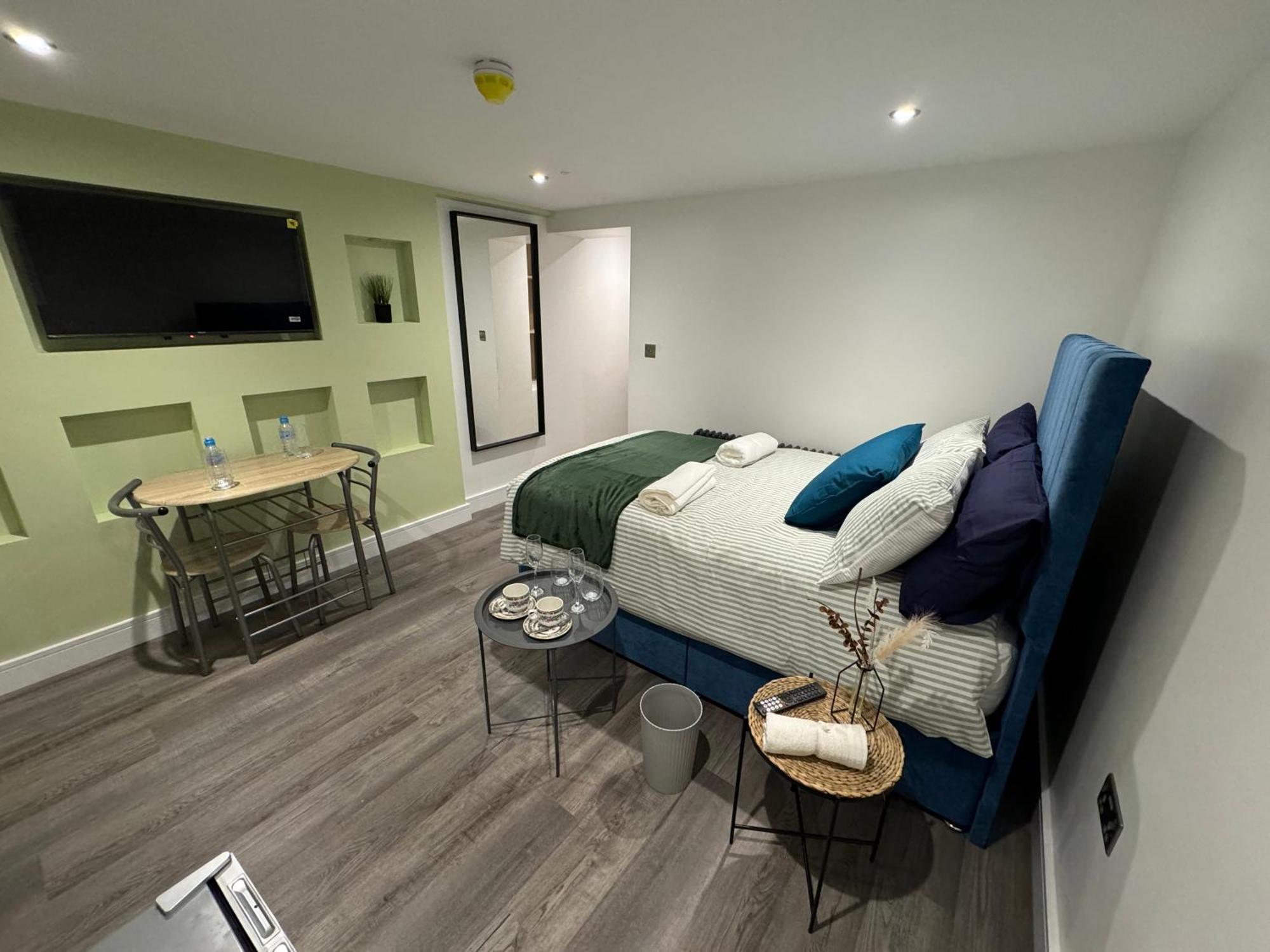 Southgate Luxury Apartments Elland Экстерьер фото