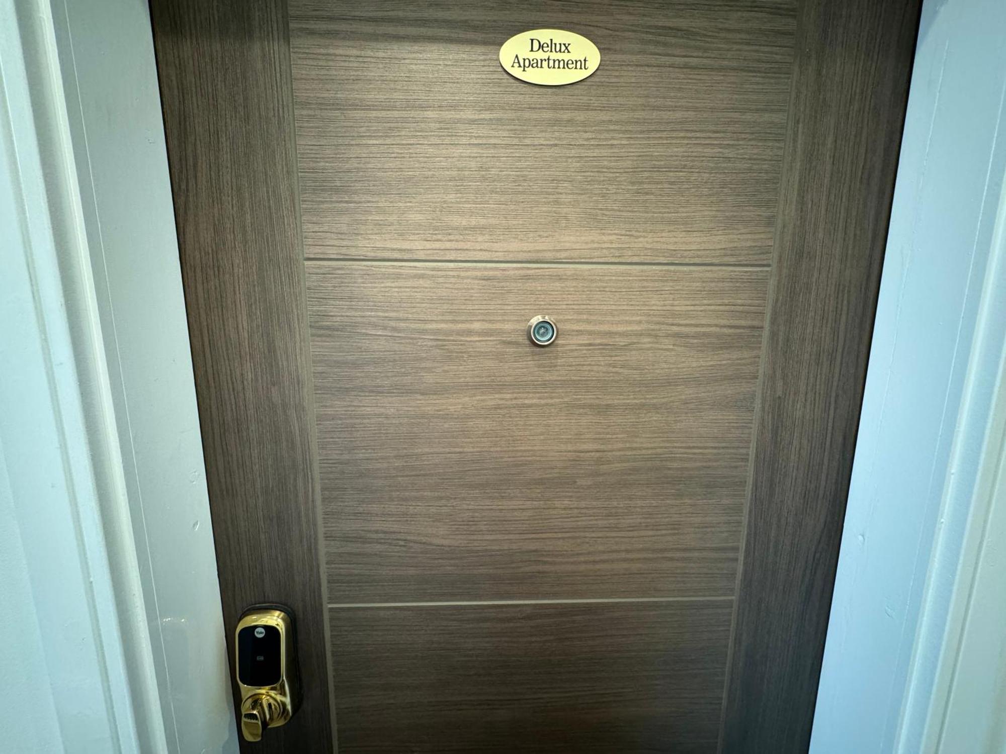 Southgate Luxury Apartments Elland Экстерьер фото
