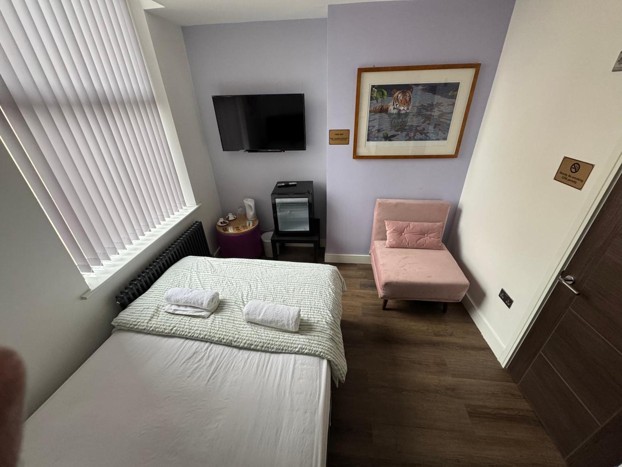 Southgate Luxury Apartments Elland Экстерьер фото